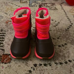 Toddler heater prof UGG boots
